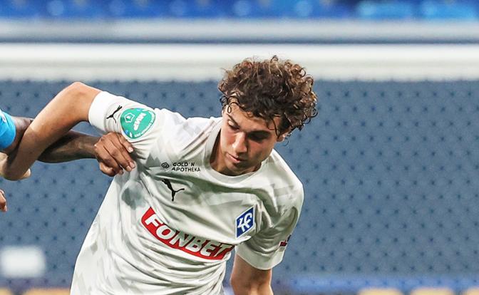 На фото: футболист Александр Коваленко