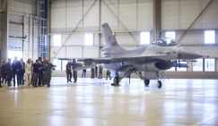 НАТО подрубает Зеленскому крылья: F-16 у ВСУ будут не раньше весны