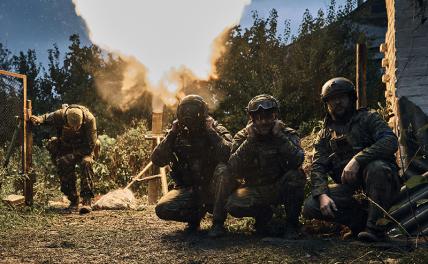 На фото: украинские военные в Купянске, Харьковская область.