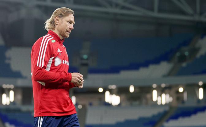 На фото: главный тренер сборной России по футболу Валерий Карпин