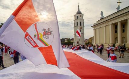 В Польше назвали злейшего врага страны. России в списке нет