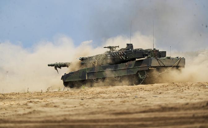 На фото: боевой танк немецкой армии Leopard 2A6.