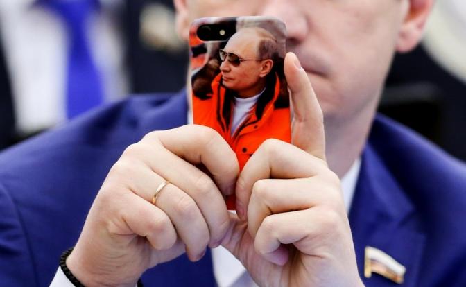 В Эстонии мужчину оштрафовали за наклейку «Я - русский»