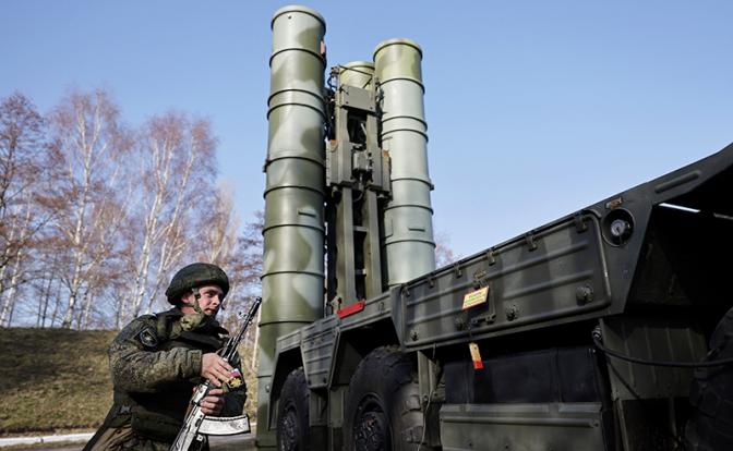На фото: С-400 "Триумф"