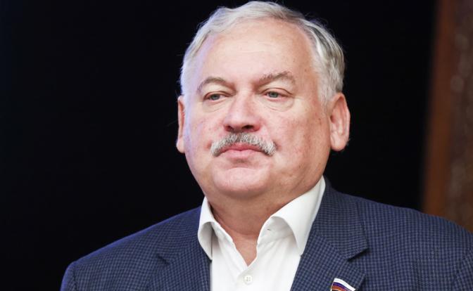 На фото: первый заместитель главы комитета по делам СНГ Константин Затулин