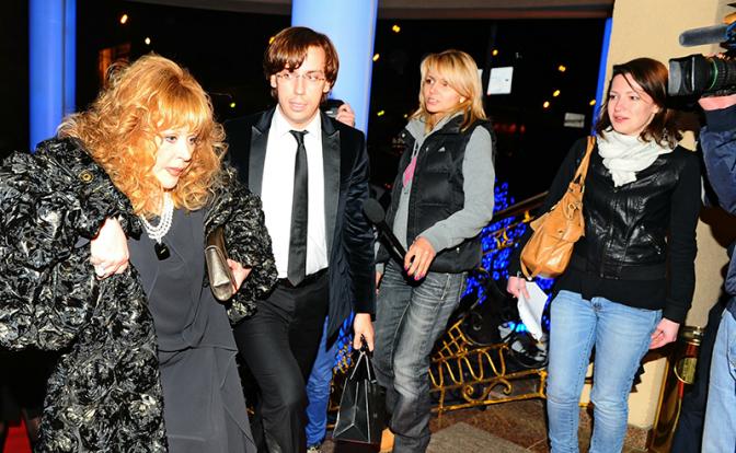 На фото: певица Алла Пугачева и телеведущий Максим Галкин