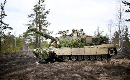 На фото: основной танк армии США M1 Abrams