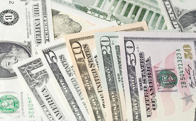Эксперт Зварич сделал прогноз курса доллара до конца ноября