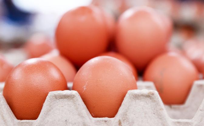 Бизнес-консультант объяснила, что нужно сделать властям, чтобы яйца не превращались в золотые