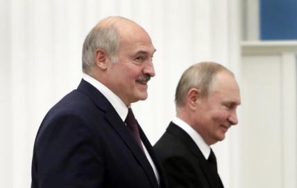 На фото: президент Белоруссии Александр Лукашенко и президент России Владимир Путин