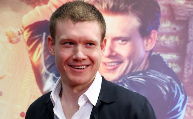 На фото: актер Виктор Хориняк