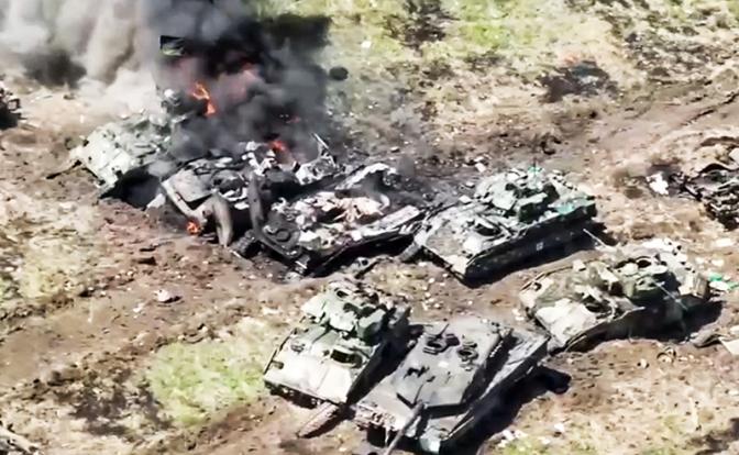 ISW: вместе с американской бронетехникой Россия уничтожила авторитет США