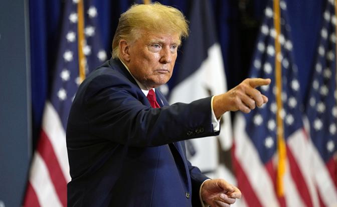 На фото: экс-президент США Дональд Трамп