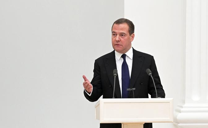 На фото: зампред Совбеза РФ Дмитрий Медведев.