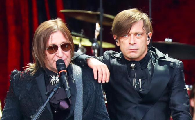 На фото: участники группы "Би-2" Шура (Александр Уман) и Лева (Игорь Бортник) (слева направо).