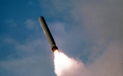 На фото: запуск крылатой ракеты Tomahawk