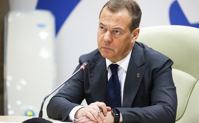 На фото: заместитель председателя Совета безопасности РФ Дмитрий Медведев.