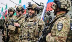 Скотт Риттер: 25 тысяч бойцов Кадырова на одной площади – это впечатляет