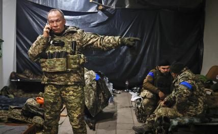 На фото: командующий Вооруженными силами Украины Александр Сырский