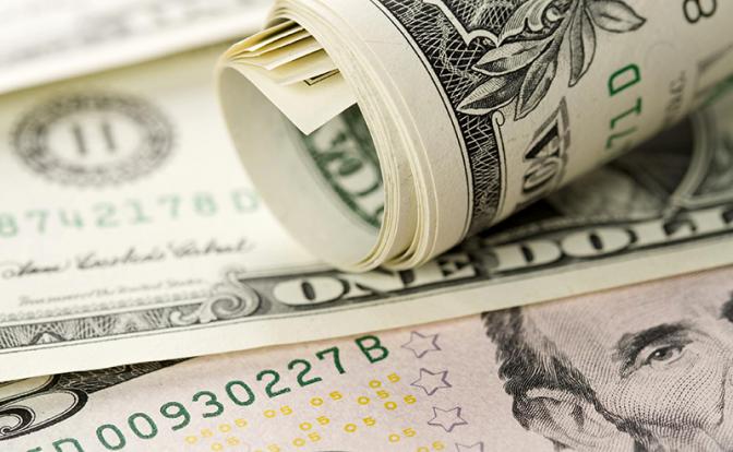 Эксперт назвал курс доллара в конце февраля