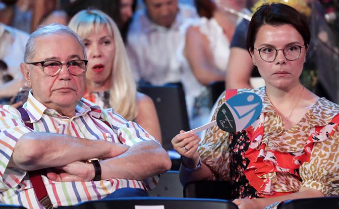 На фото: артист Евгений Петросян и его жена Татьяна Брухунова