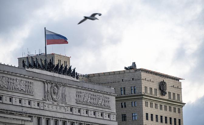 В Кремле переадресовали МО вопрос об атаке на десантный корабль ВС РФ в Черном море