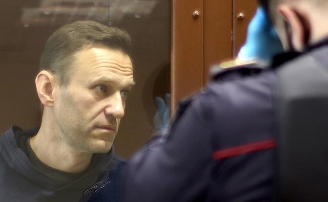 На фото: Алексей Навальный * (* Лицо, внесенное Росфинмониторингом в Перечень организаций и физических лиц, в отношении которых имеются сведения об их причастности к экстремистской деятельности или терроризму).