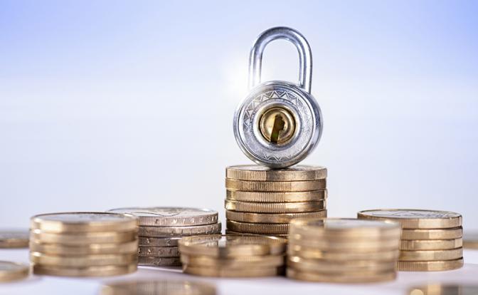 Россиянам разрешили устанавливать самозапрет на кредиты или займы