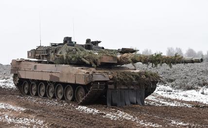 На фото: немецкий танк Leopard 2A6
