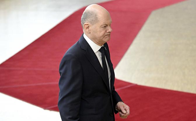 На фото: канцлер ФРГ Олаф Шольц