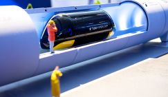 Hyperloop имени Маска: Куда приведет загадочная труба