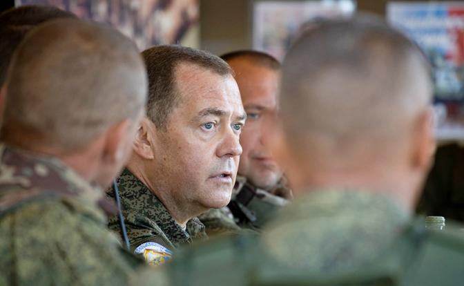 На фото: зампред Совбеза РФ Дмитрий Медведев