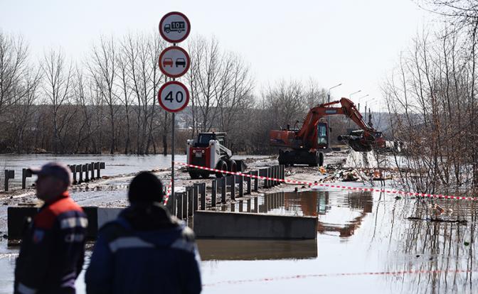 На фото: паводок в Кургане