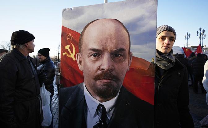 Политруки капитализма обанкротились: Ленин опять становится мировым брэндом. Как когда-то Че Гевара