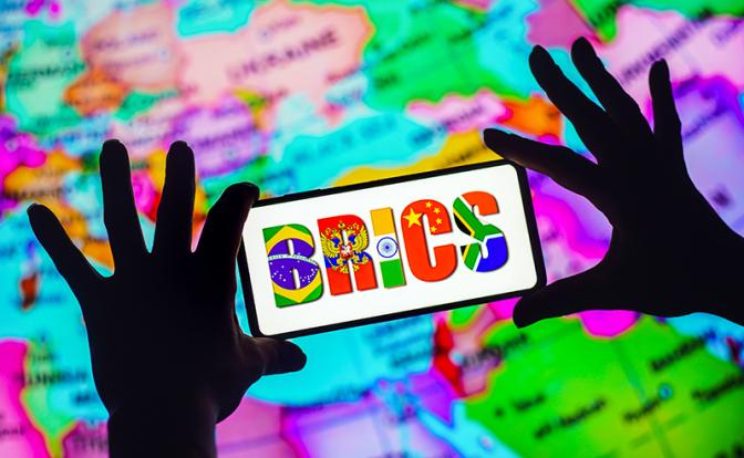 В Парагвае объяснили, почему пока не видят возможности вступления в БРИКС