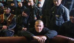 Штрафбат, стройбат, заградотряд: Киев намерен 100 тысячами украинской "братвы" заткнуть дыры в обороне