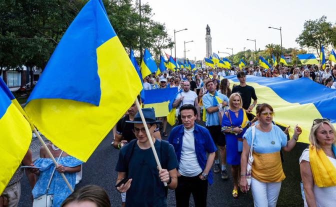 «Зеленяку на гиляку!» — дальше лозунгов украинский протест в Европе не пойдет — Свободная Пресса — Новости Украины. Украина. Украина новости. Украина на 26.04.2024. Украина 26 апреля 2024. Война на Украине 26.04.2024. Новости. Новости дня 26 апреля 2024.