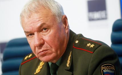 На фото: генерал-лейтенант, член комитета Госдумы по обороне Виктор Соболев