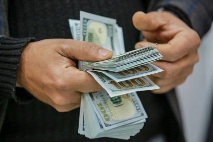 Эксперт сделала прогноз курса доллара после майских праздников