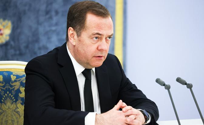 На фото: заместитель председателя Совета Безопасности РФ Дмитрий Медведев