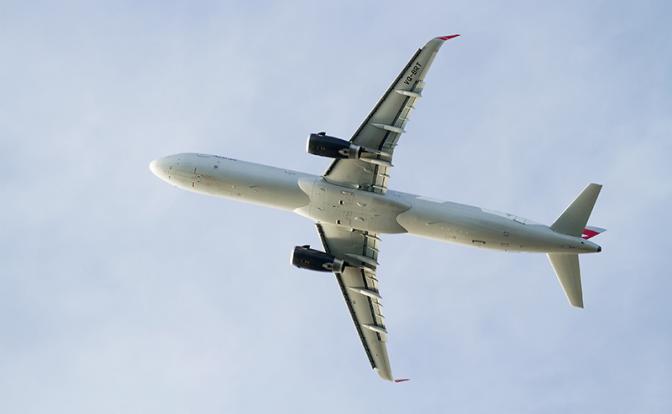 Подавший сигнал тревоги Airbus A-321 ожидают в Шереметьево — произошла разгерметизация