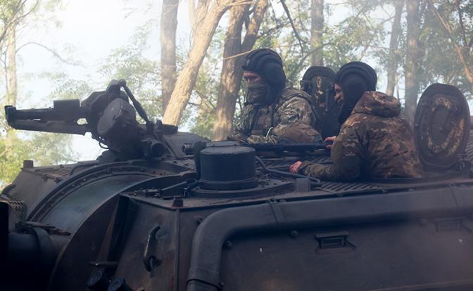 Выпученные глаза Сырского: “Русские войска начали еще одно наступление – на Волоховку”