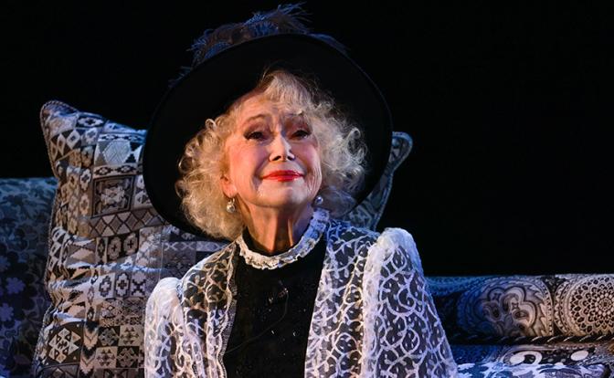 На фото: актриса Светлана Немоляева