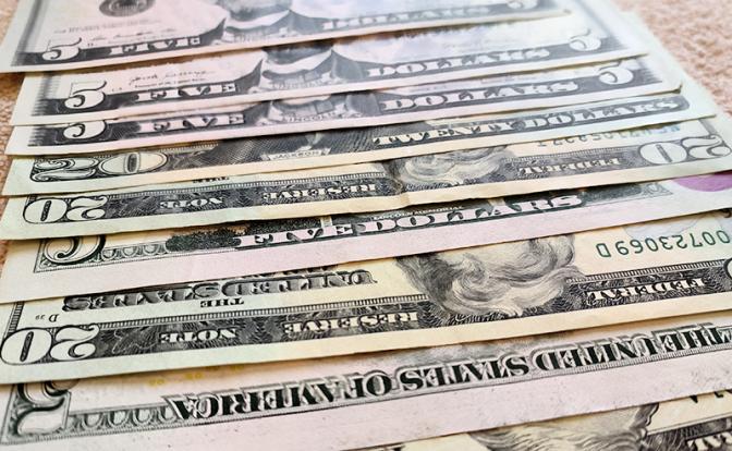 Эксперт сделал прогноз курса доллара в третьем квартале