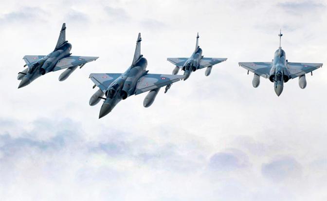 На фото: французские истребители Mirage 2000-5