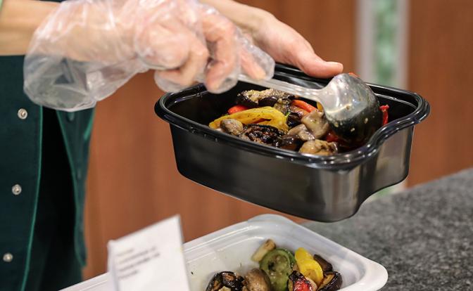 Роспотребнадзор установил поставщиков еды, приведшей к массовым отравлениям