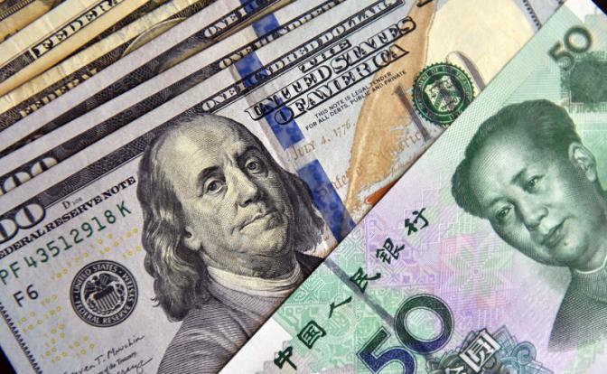 Новости курса валют: доллар и юань растут к рублю