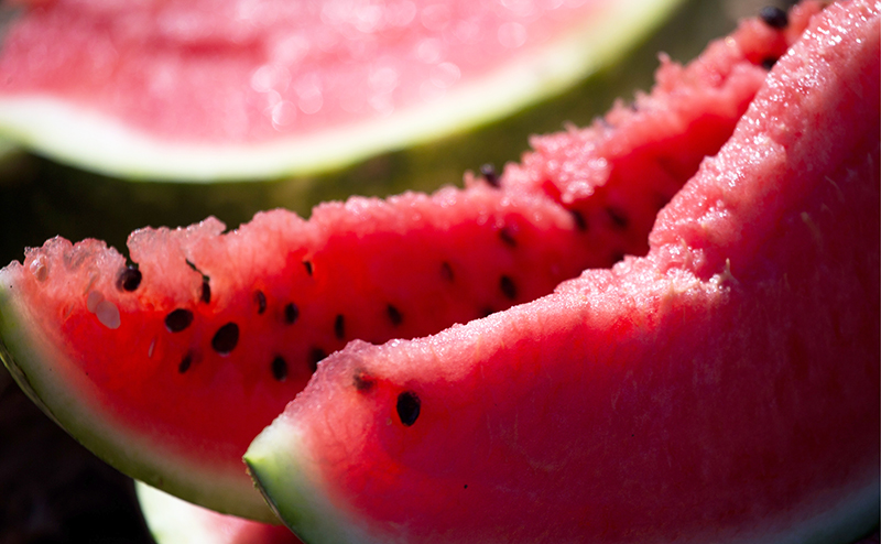 Россиянам рассказали, какие фрукты и ягоды могут помочь справиться с ...