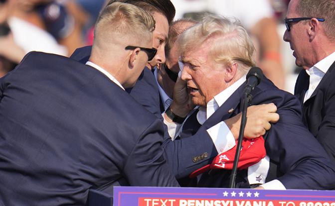 В США стрельбу на митинге расследуют как покушение на убийство Трампа