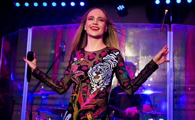 На фото: певица Глюкоза (Наталья Ионова).